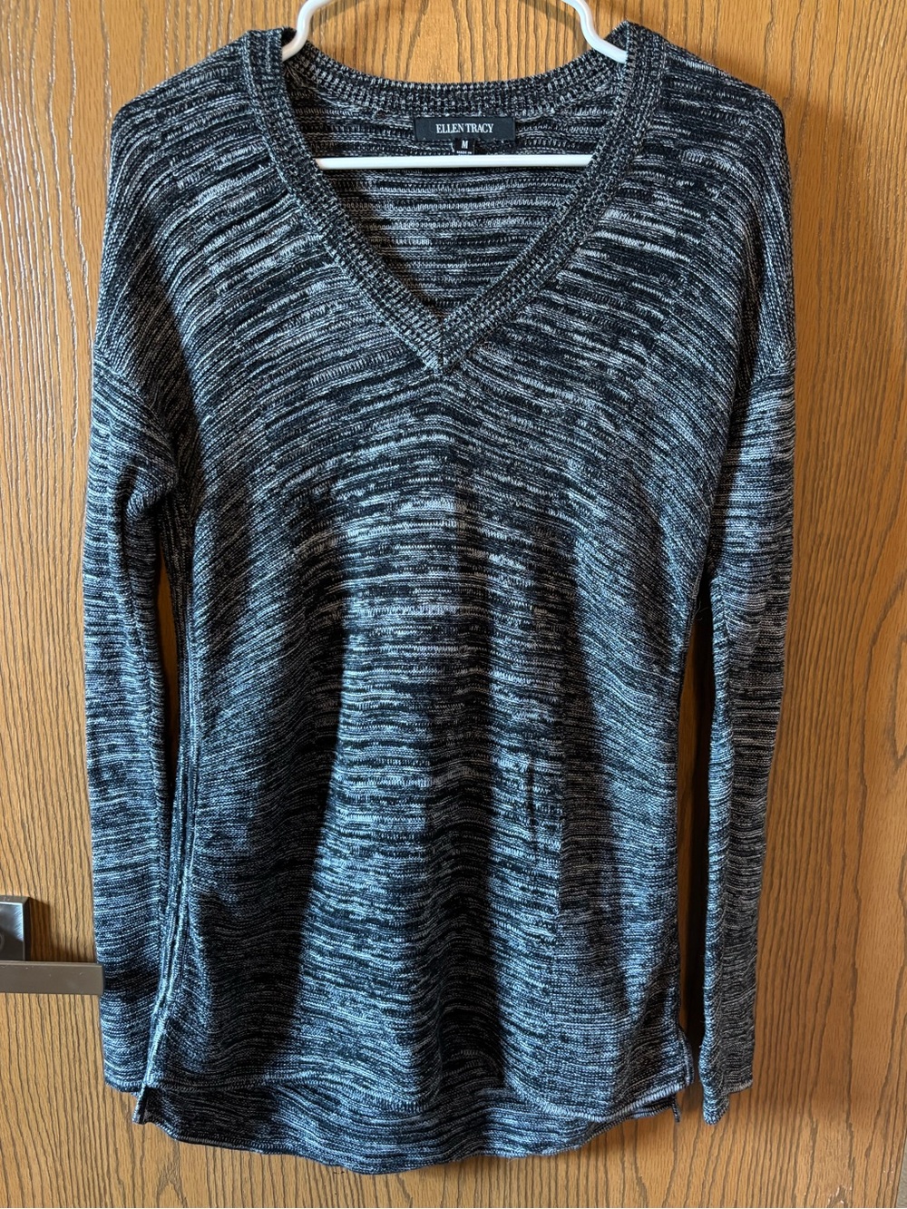 Ellen Tracy Marled V-Neck Sweater - Black & White